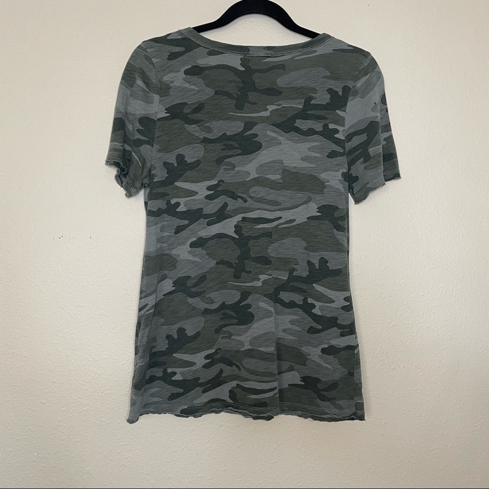 Anthropologie t.la Camo Short Sleeve Tee with V- neck Cut Out - Picture 6 of 6